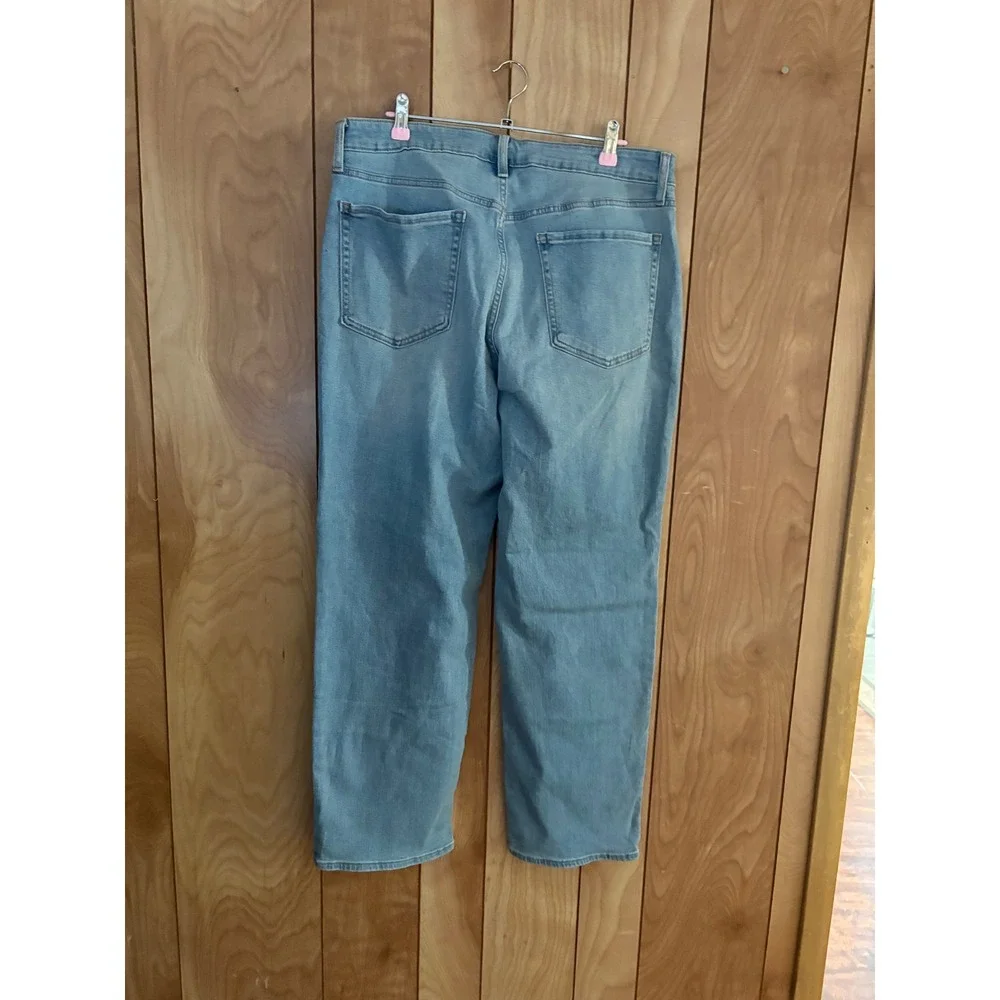 Old Navy High-Rise Loose Jeans Light Wash Denim Womens Size‎ 14 NWT